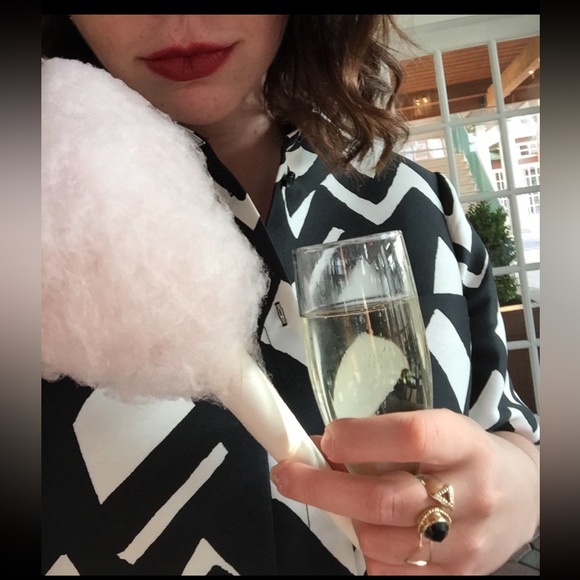 Kate Spade - Madison Ave Collection- Geo Chevron Collared Blouse sz 4 *RARE - Picture 6 of 6